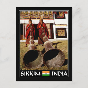 Junge Mönche, die in Sakkim, Indien, Gyalalgen bla Postkarte