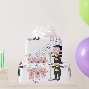 Junge singt mit Drei-Schweine-Chor Geschenkpapier