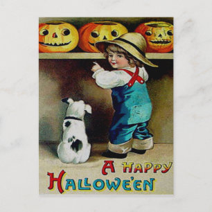 Junge und sein Hund betrachten Jack O' Lanterns Postkarte