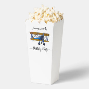 Jungen-Geburtstagsfeier mit blauem und gelbem Dopp Geschenkschachtel