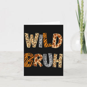 Jungen lustiges wildes Tier über das Lesen von Bru Karte