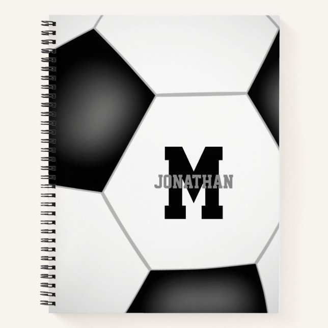 Jungen Mädchen mit Monogramm Fußball-Spirale Notizbuch (Vorderseite)