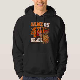 Jungen spielen auf der 4. Klasse Basketball zurück Hoodie