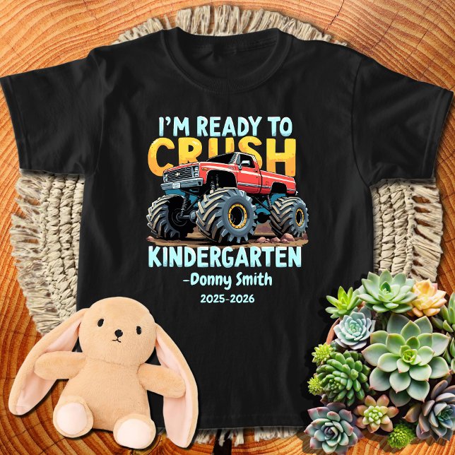 Jungen zurück in die Schule, bereit, den Kindergar T-Shirt (Von Creator hochgeladen)