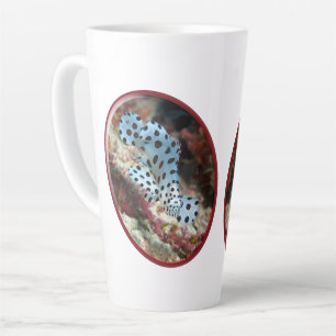 Junger Zackenbarsch - Ovales fotografisches Design Milchtasse