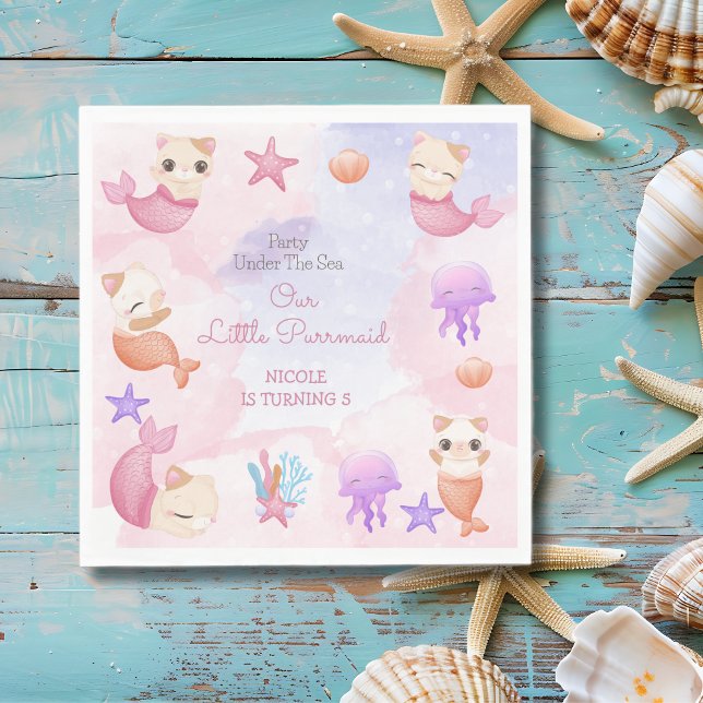 Jungfrau der niedlichen serviette (Von Creator hochgeladen)