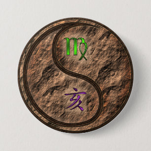 Jungfrau & Erde Schwein Button