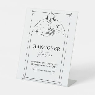 Junggeselinnen-Abschied Hangover Mystical Tarot Si Sockelschild