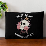 Junggeselinnen-Abschied mit schwarzem Retroschädel Zubehörtasche<br><div class="desc">Personalisierte Accessoires-Beutel aus Braut oder die Junggeselinnen-Abschied,  schwarze Becher mit gotischem Skelett Schädel Junggeselinnen-Abschied bevorzugt Bridesmaid-Geschenke Brautparty Favoriten</div>