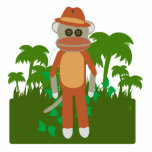 Jungle Explorer Sock Monkey Fun Adventure Design Freistehende Fotoskulptur<br><div class="desc">Eine niedliche und lustige tropische Retro-Stil Abenteuersucher Socken Affen Dschungel Entdecker Karikatur Regenwald Führer wilde Blätterpalmen und Vulkanretro Abbildung Vintage ästhetische Deluxe Ausschnitt-Skulptur. Holen Sie sich heute eine lustige Socken Affenkulptur!</div>
