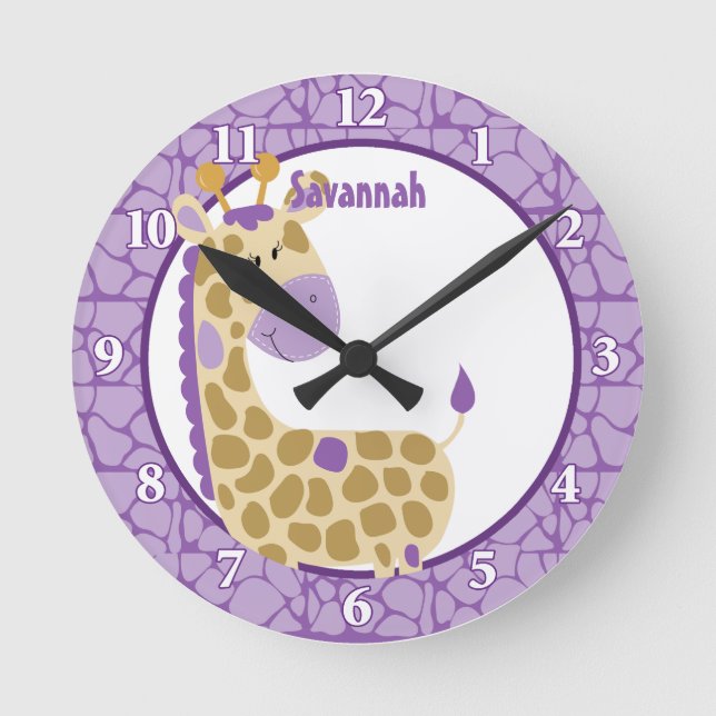 Jungle Giraffe Wall Clock (Lila) Name hinzufügen Runde Wanduhr (Vorderseite)