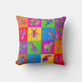 Jungle Madness 9 Inch Blocks Cheater Quilt Kissen