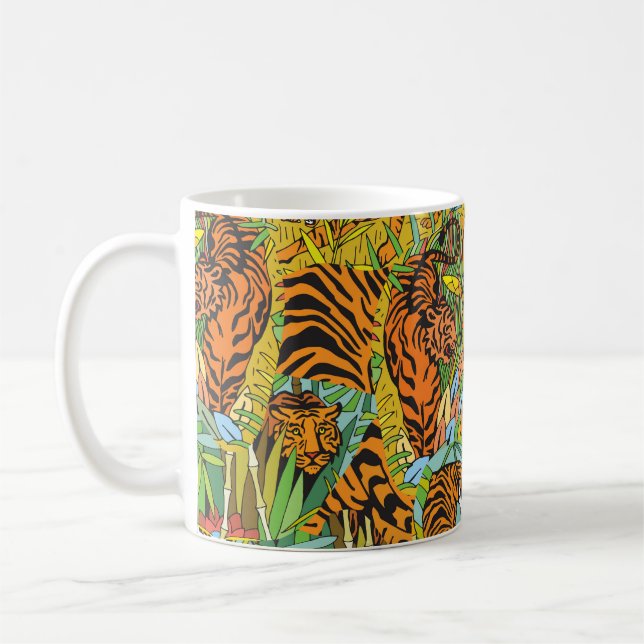 Jungle Majesty: Tiger inmitten von Grün Kaffeetasse (Links)