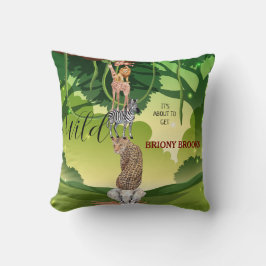 Jungle Safari "It's About To Get Wild" Baby Shower Kissen