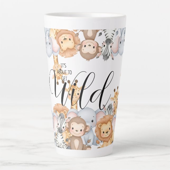 Jungle Safari "It's About To Get Wild" Baby Shower Milchtasse (Vorderseite)