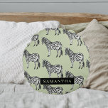 Jungle Zebra Wild Pattern & Personalized Name Rundes Kissen<br><div class="desc">Jungle Zebra Wild Pattern & Personalized Name</div>