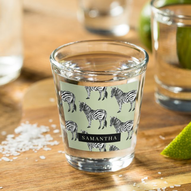 Jungle Zebra Wild Pattern & Personalized Name Schnapsglas (Von Creator hochgeladen)