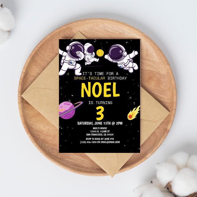 Jungs Moderner Astronaut Schwarzer Kindergeburtsta Einladung (awesome birthday with awesome space theme)