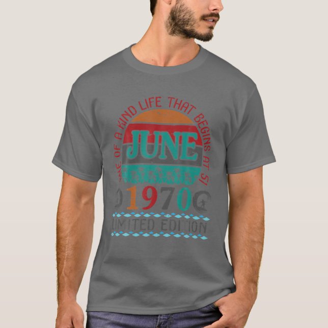 Juni 1970 eine Art Leben, das mit 51 Jahren beginn T-Shirt (Vorderseite)