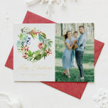 Juniper und Holly Wreath Frohe Weihnachtsfeier Fot Folien Feiertagskarte<br><div class="desc">Frohe Weihnachten! Senden Sie Ihre Weihnachtsbotschaft mit dieser festlichen Aquarellkarte an Familie und Freunde. Es verfügt über einen Aquarellkranz aus Winterbeeren und Grünpflanzen. Personalisieren Sie diese botanische Weihnachtskarte mit Ihren Daten. Diese Weihnachtskarte für das Foto ist auch in anderen Karton erhältlich. Matching-Elemente sind verfügbar.</div>
