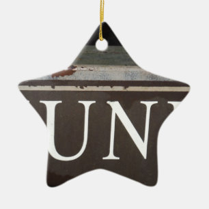 Junk: Vintages Truck-Zeichen Keramik Ornament