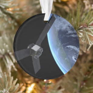Juno Raumfahrzeug während der Erde Flyby Ornament