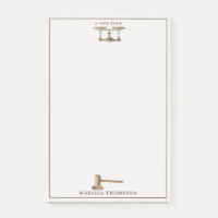 Juristische Skala Gavel Juristischer antiker Indiv