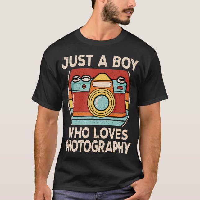 Just A Boy Who Loves Photography Retro Camera Love T-Shirt (Vorderseite)