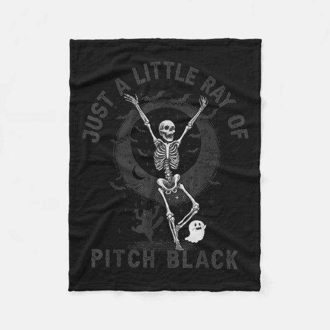 Just A Little Ray Of Tch Black Halloween Skeleton  Fleecedecke (Vorderseite)