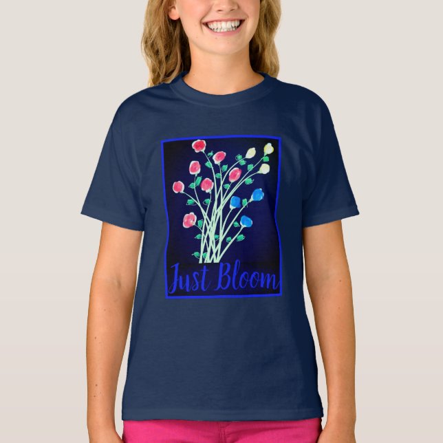 Just Bloom Typografie T-Shirt (Vorderseite)