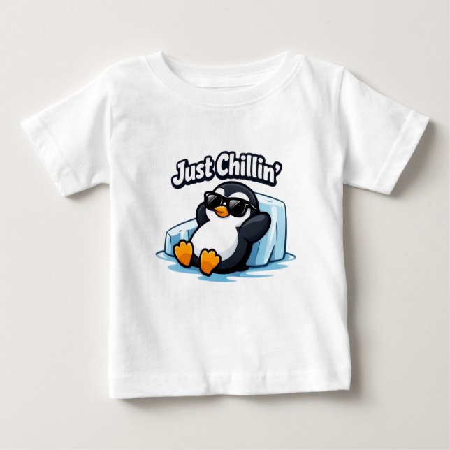 JUST CHILLING PINGUIN Throw Pillow Baby T-shirt (Vorderseite)