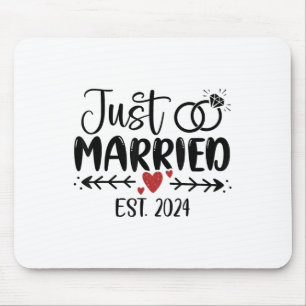 Just Married 2024 Couple New Bride and Groom Mousepad