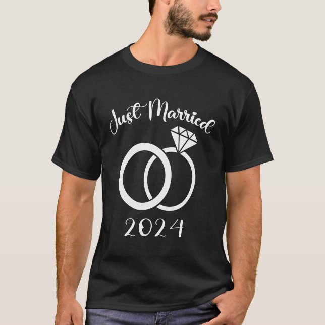 Just Married 2024 Wedding Rings Newlyweds T-Shirt (Vorderseite)