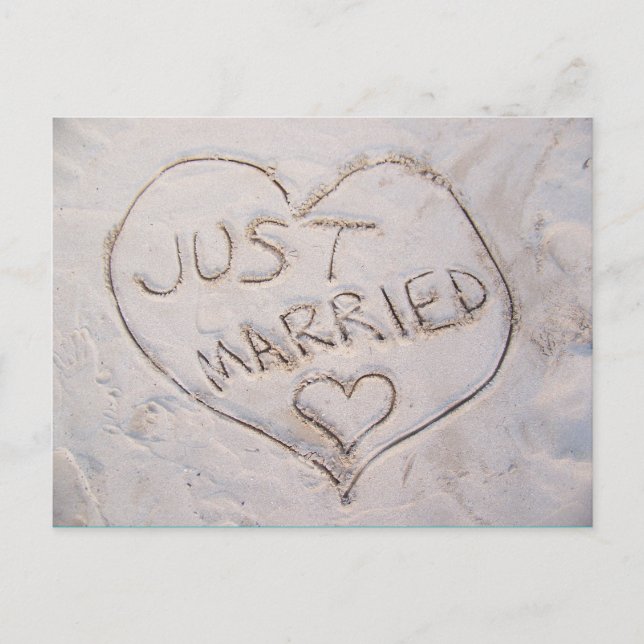 Just Married Beach Sand Schreiben Postkarte (Vorderseite)