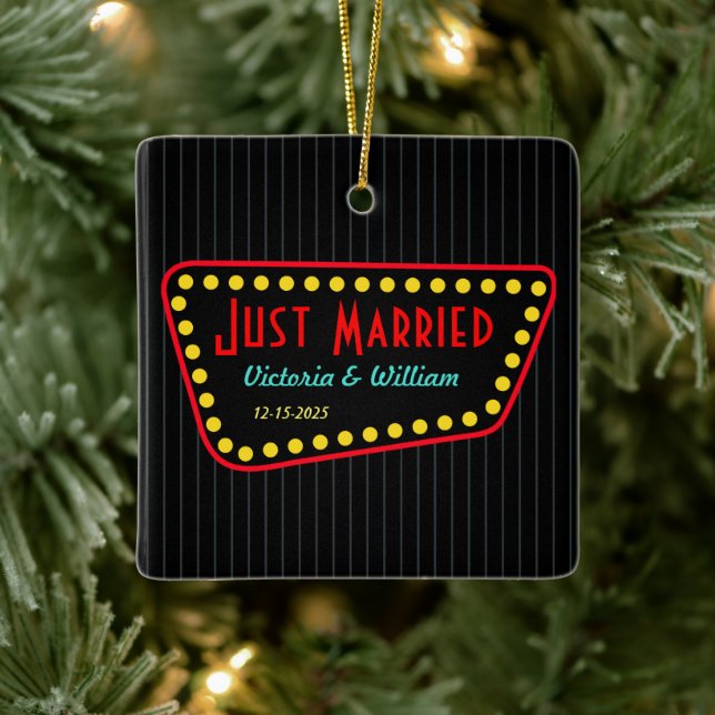 Just Married Christmas Ornament (Baum)