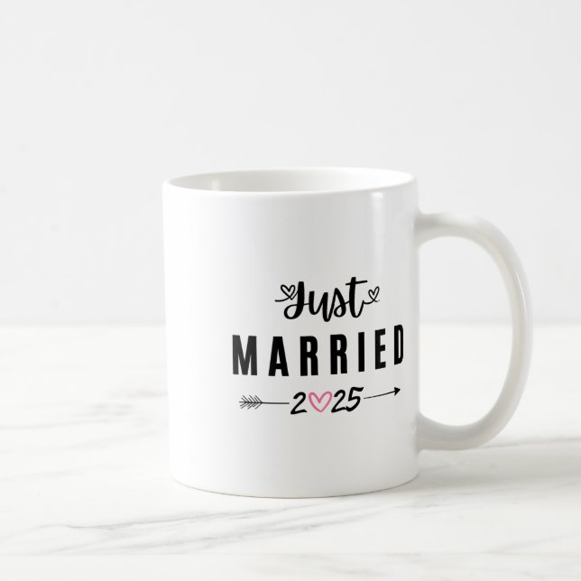 Just Married Est 2025 Flitterwochen Hochzeitspaare Kaffeetasse (Rechts)