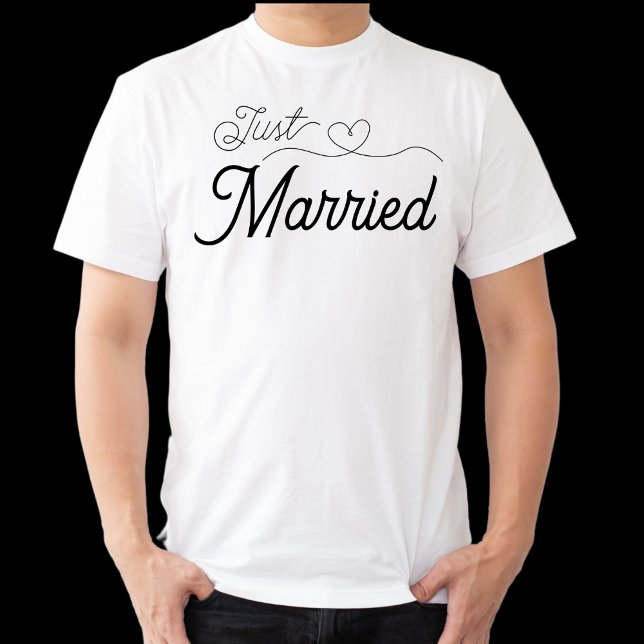 Just Married Extravagant Script Heart Newlywed T - T-Shirt (Matching Wedding Shirts (his/hers))