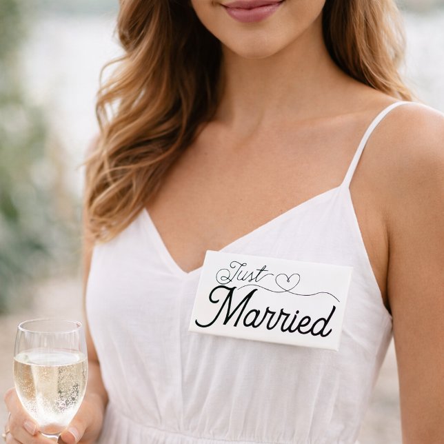 Just Married Heart Namenschild (Von Creator hochgeladen)