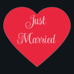 Just Married Heart Stickers<br><div class="desc">Dieser Aufkleber in der Herzform wird in roter Farbe angezeigt. Nur verheirateter Text. Passen Sie dieses Objekt an oder kaufen Sie,  wie es ist.</div>