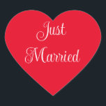 Just Married Heart Stickers<br><div class="desc">Dieser Aufkleber in der Herzform wird in roter Farbe angezeigt. Nur verheirateter Text. Passen Sie dieses Objekt an oder kaufen Sie,  wie es ist.</div>