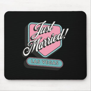 Just Married Las Vegas Wedding Bride Groom Mousepad