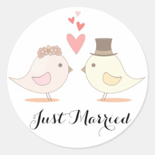 Just Married Lovebirds Pink Wedding Ankündigung Runder Aufkleber