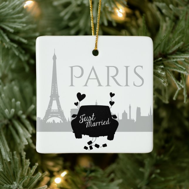 Just Married Paris Eiffel Tower Couple Weihnachten Keramikornament (Baum)
