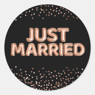 Just Married Rose Gold Hochzeitsballons auf Black Runder Aufkleber