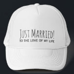 Just Married to the Liebe My Life Romantic Truckerkappe<br><div class="desc">"Just Married! to the Liebe my life" Romantic Quote Typografy Wedding Trucker Hat for the Newly Weds :)</div>