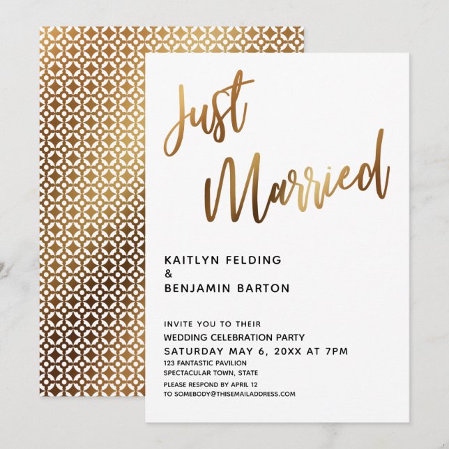 Just Married Typografy Gold Hochzeit Empfang Einladung (Vorne/Hinten)