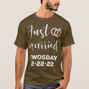 Just Married Zweiwosday 2222 Husband Ehefrau Match T-Shirt