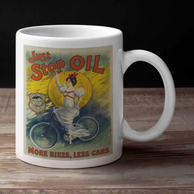 Just Stop Oil Mug More Bikes Less Cars Activist Kaffeetasse (Just stop Oil mug on wood unit )