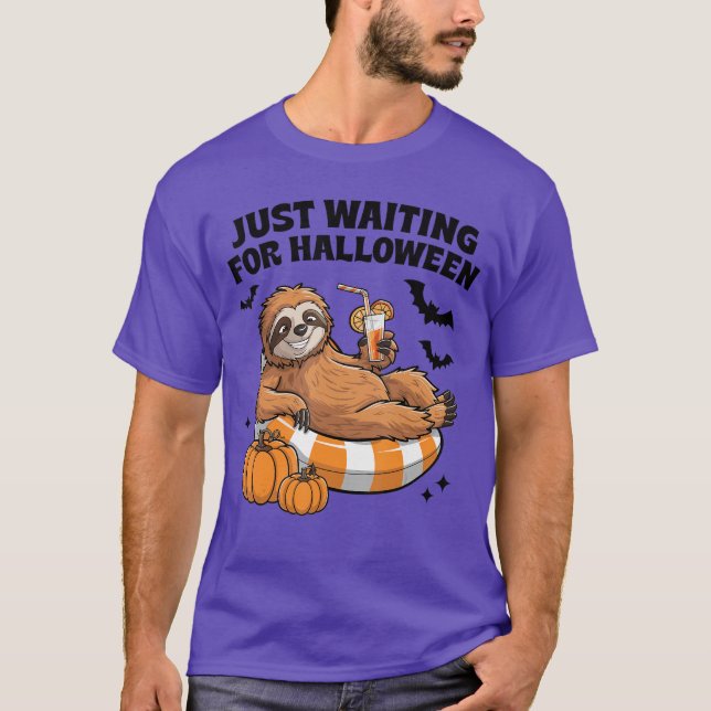 Just Waiting For Halloween Cute Lazy Sloth Hallowe T-Shirt (Vorderseite)