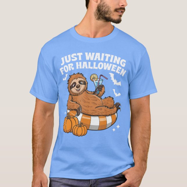 Just Waiting For Halloween Cute Lazy Sloth Hallowe T-Shirt (Vorderseite)